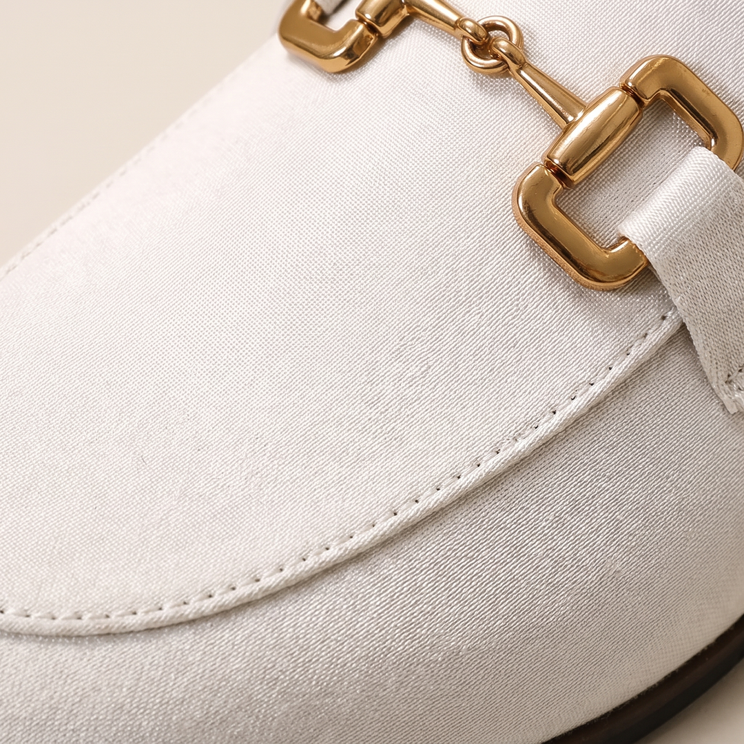Julian | Men’s Horsebit Loafers in a Textured Finish